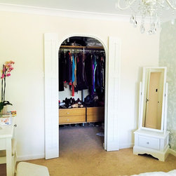 Make a dressing room with plantation shutters - Interior Shutters