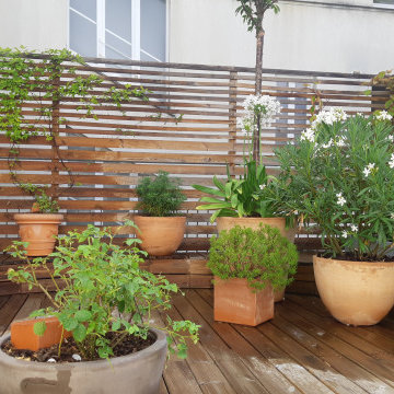 Une terrasse parisienne gourmande et fleurie !