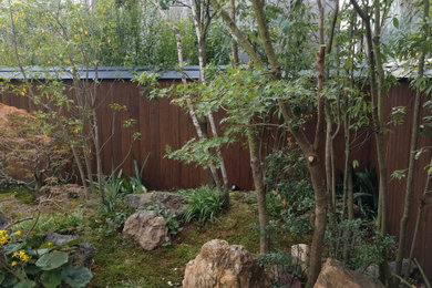 京都にあるおしゃれな庭の写真