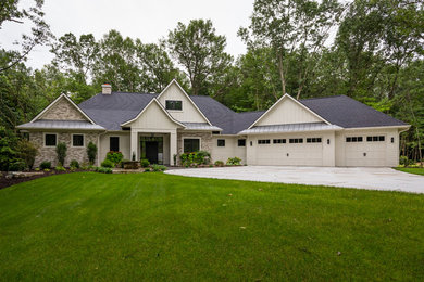 Example of an entryway design in Grand Rapids