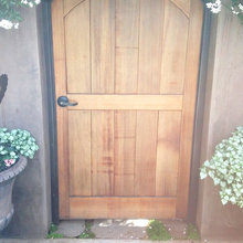 Cedar gate