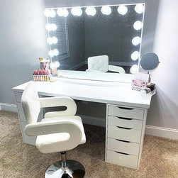 Vera Diamond Tufted Vanity Chair, White - Armchairs And Accent Chairs