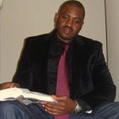 Chris Moyo's photo