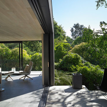 Waiatarua House