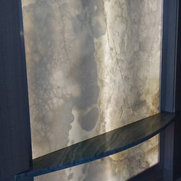 BACKLITE QUARTZ AND ONYX COUNTER TOPS