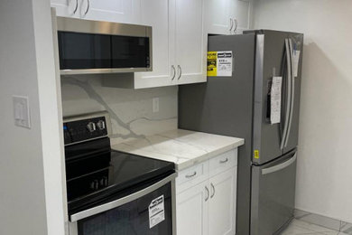 Minimalist kitchen photo in Toronto