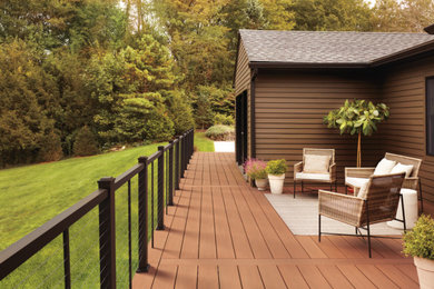 This is an example of a modern deck in Chicago.