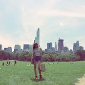 Sarah Lowe's photo