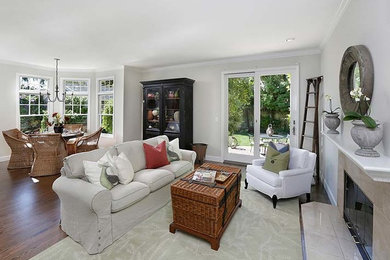 Family room - traditional family room idea in San Francisco