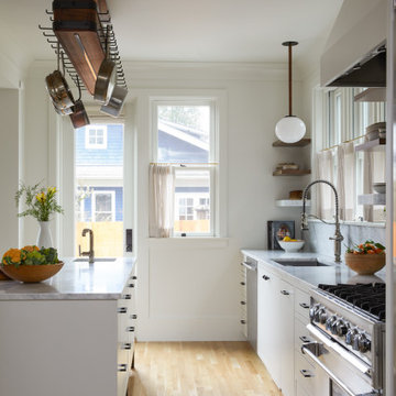 Traditional Four-Square Revival
