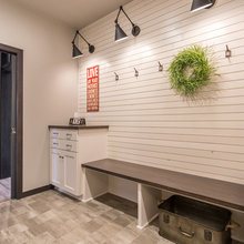 Lq Mud room