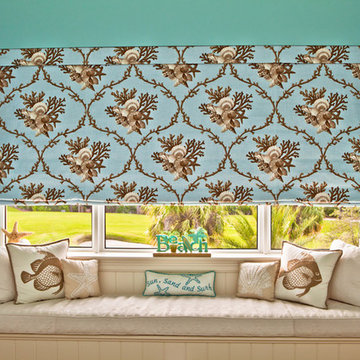 Flat Roman Shades and Cushion with Pilows