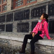 Elizabeth Ong's photo