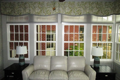 Sunroom - transitional sunroom idea in Cincinnati