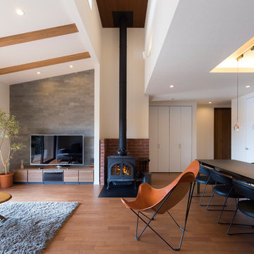 薪ストーブの炎がゆれる憧れの平屋建て