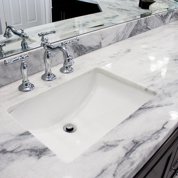 Heights Metro White Bathroom
