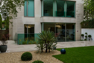 This is an example of a nautical home in London.
