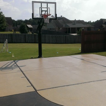 Bruce J's Pro Dunk Silver Basketball System on a 25x25 in Lakeland, TN