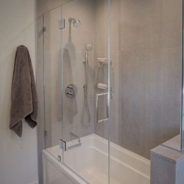 Huntington Bay Bath and Powder Room