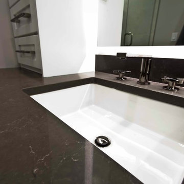 Doyles Master Bathroom