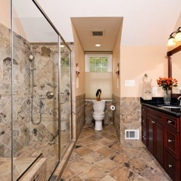 Luxurious Bathroom Design Includes Exquisite Tile Work