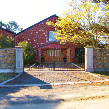 Gate Entrance - Magpie