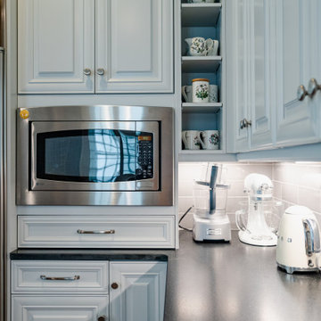 Microwave and small appliances