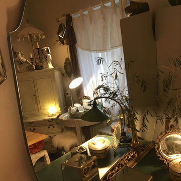 Mirrow, mirror on the wall...