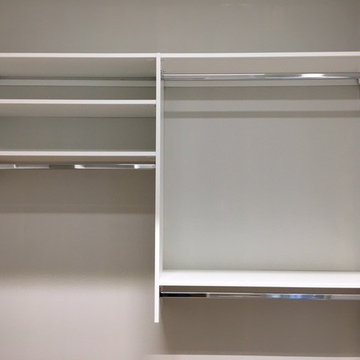 Bell's Walk In Closet