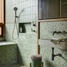 Te Mata Peak Farmhouse bathrooms