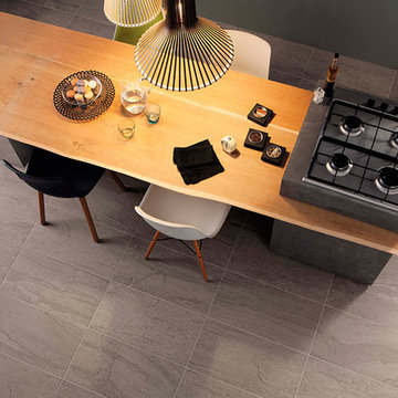 Motion porcelain tile