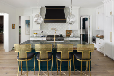 Transitional kitchen photo in Orlando