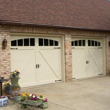 Hardie Plank Colors & Garage Doors