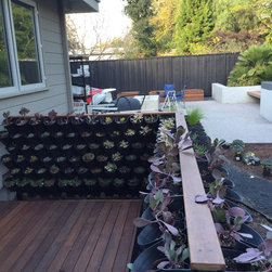 Wall Garden - Outdoor Structures