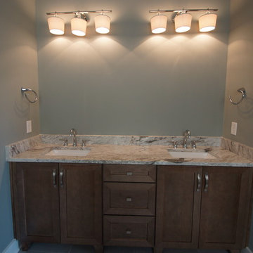 Bathroom/Laundry Room