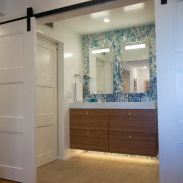 Leucadia Beach Spa Bath