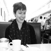 Caitlin Bacher's photo