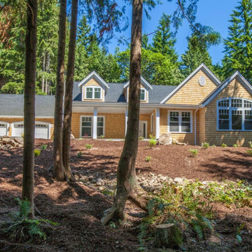 Siding Installation - Cedar Shakes and Shingles