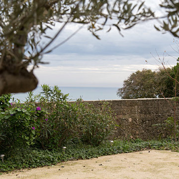 JARDIN SUR LE MONT ST CLAIR