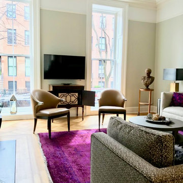RENOVATED BROWNSTONE N.Y. (PARLOR FLOOR)