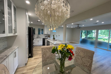 Home design - modern home design idea in Orange County