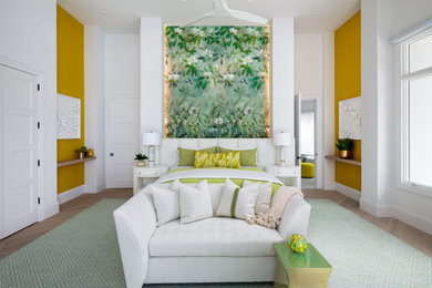 Bedroom - tropical bedroom idea in Miami
