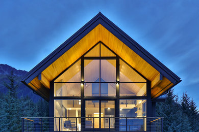 Alaska Surf Shack - Studio Zerbey Architecture & Design