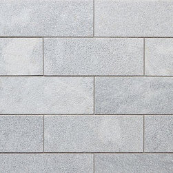 Shift Hammer Field in Grey - Tile