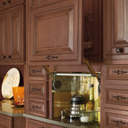 Decora Cabinetry - Traditional - Kitchen - Indianapolis - by Great ...
