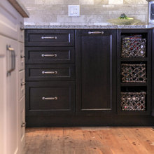 Kitchen backsplash