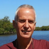 Brad Davis's photo