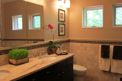 Example of a classic bathroom design in New York