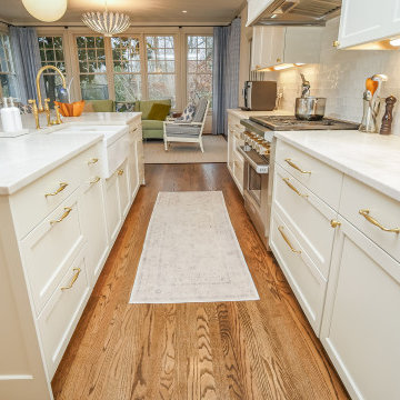 Open Concept Living Room / Kitchen