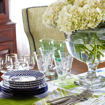 George To the Rescue Kitchen & Dining Room